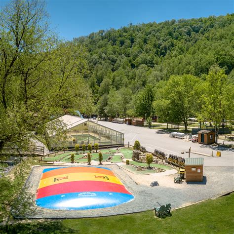 Koa cherokee - Enjoy scenic views, family activities and fishing at this campground in Cherokee, NC, near the Great Smoky Mountains. Book your stay at one of the RV sites, cabins or deluxe …